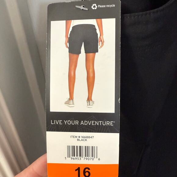 Eddie Bauer Summer Trail Shorts Size 16 - 6 Cargo Pockets UPF 30+ NWT - Picture 3 of 7